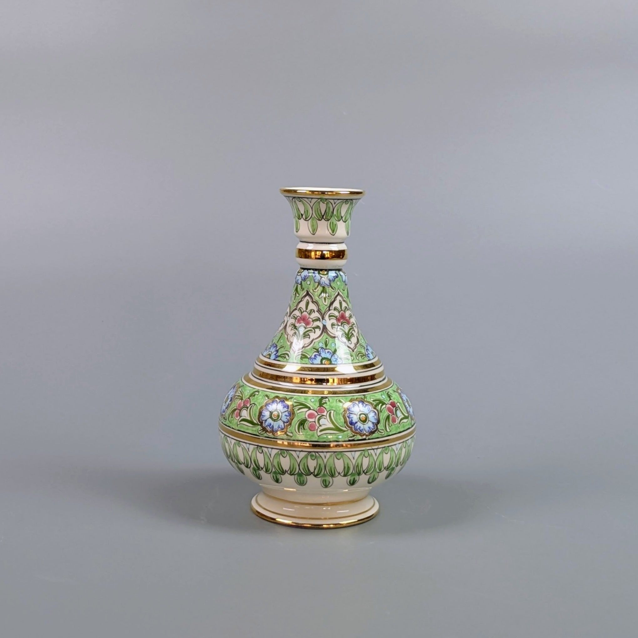 Sais Emerald Vase